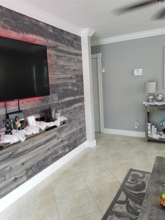 Living room 3