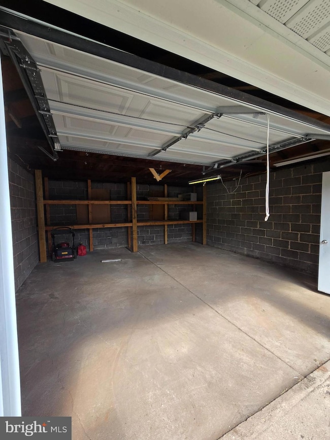 119 Chestnut St unit GARAGE, Spring City, PA 19475 - photo 4