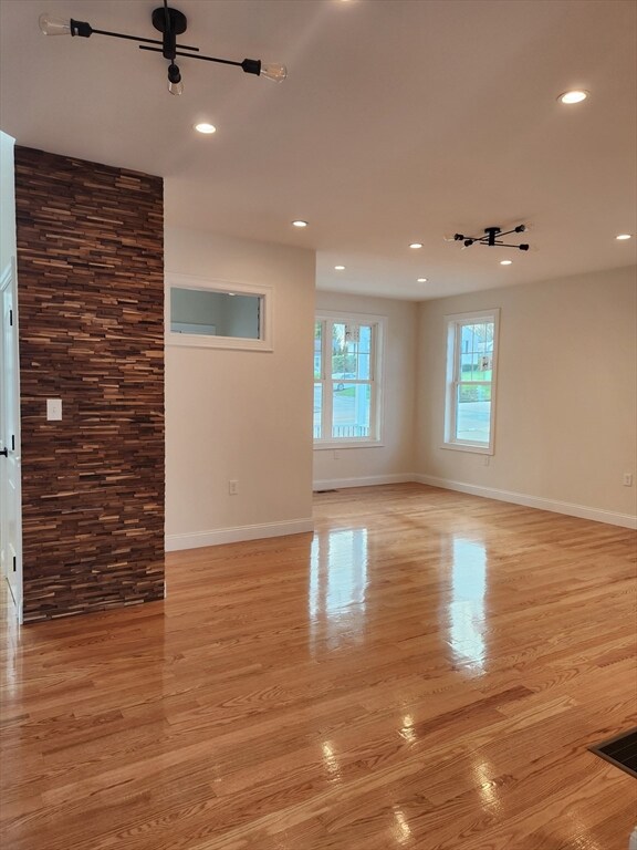 465 Massasoit Rd, Worcester, MA 01604 - photo 7