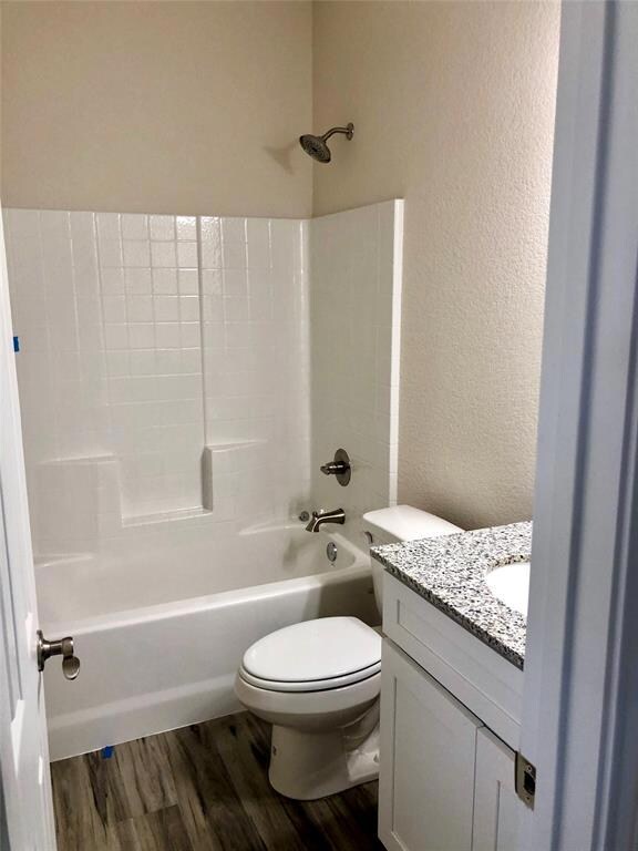 895 Chase Ave, Cleburne, TX 76031 - photo 3