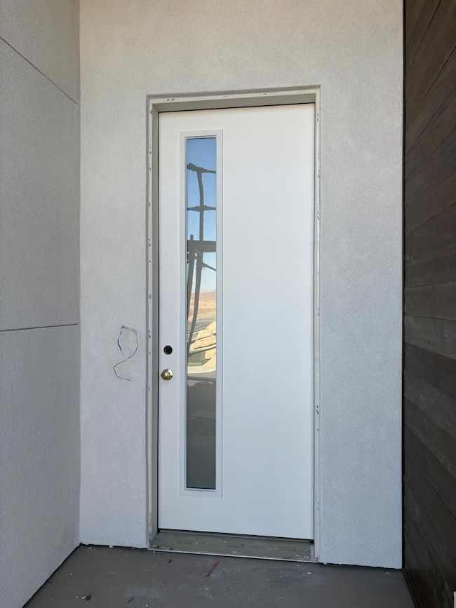 Divario lot 66 ft door