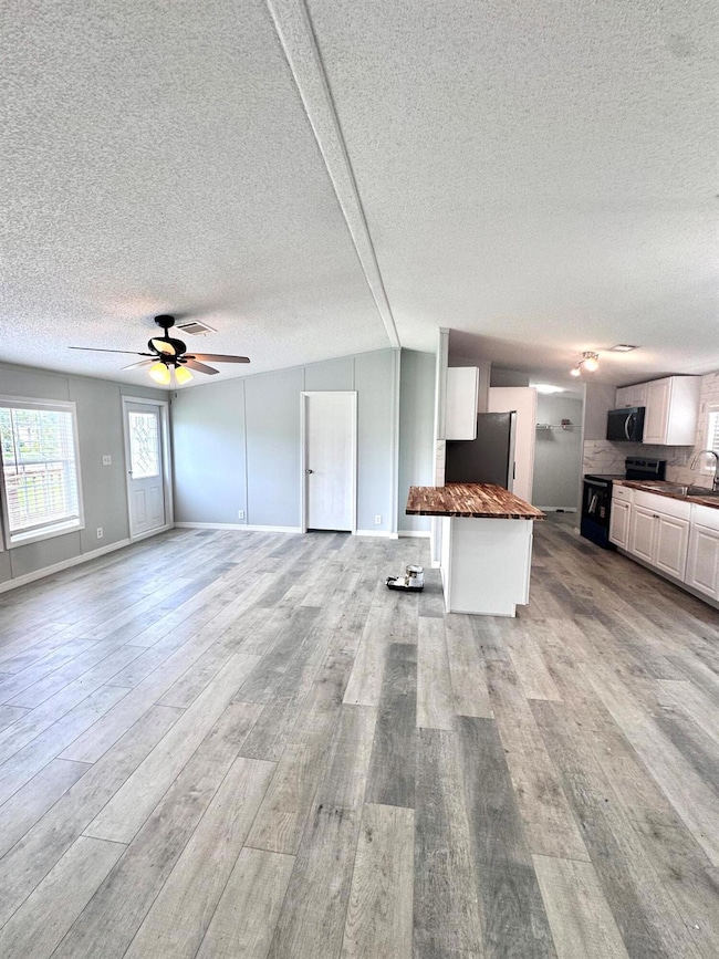 1067 Palm Ct, Okeechobee, FL 34974 - photo 4