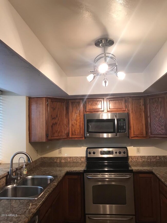 4429 W Monterey Way, Phoenix, AZ 85031 - photo 7