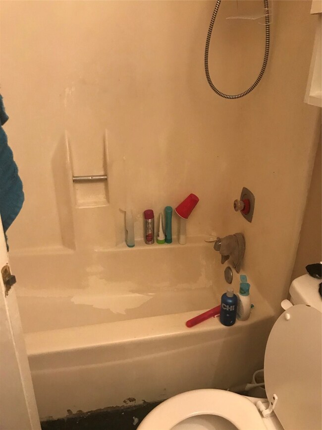 10510 Canyoncrest Ln, Houston, TX 77086 - photo 4