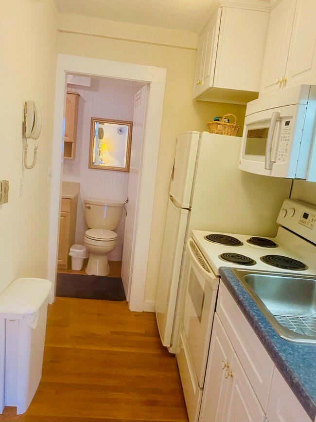 22 Ocean Ave unit 3, Old Orchard Beach, ME 04064 - photo 7