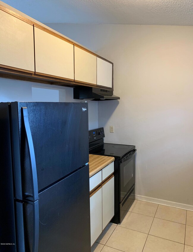 5123 Indian Lakes Ct, Jacksonville, FL 32210 - photo 2