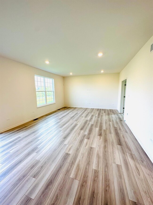 11136 Florida Place, Crown Point, IN 46307 - photo 6