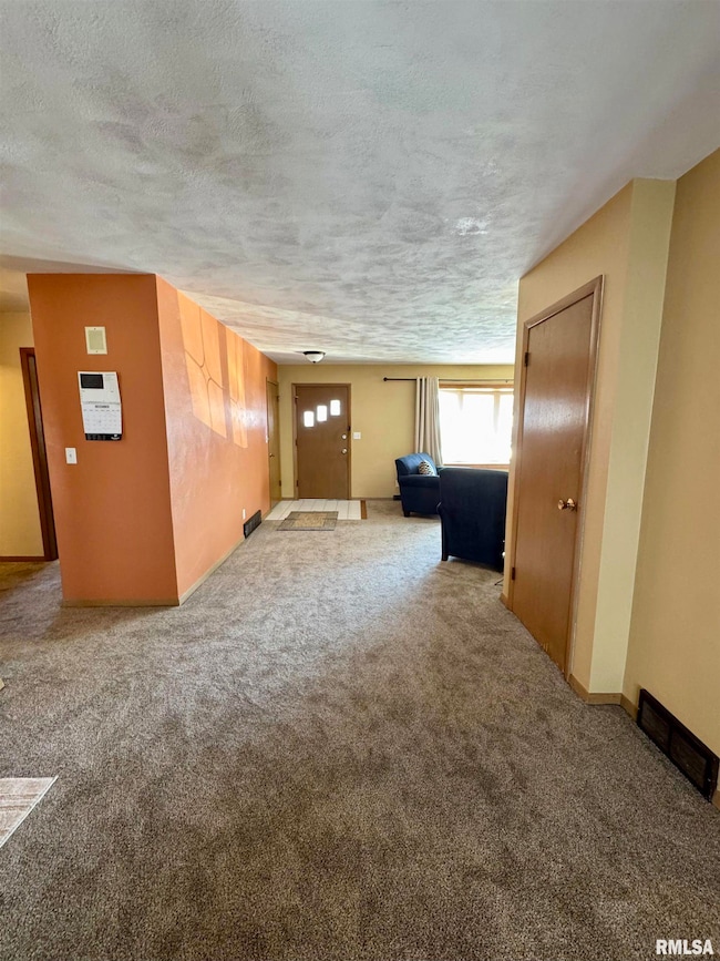 2116 32nd St, Rock Island, IL 61201 - photo 3