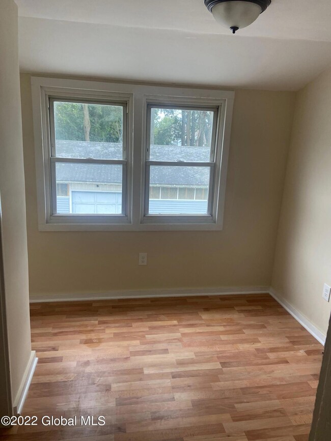 2420 Broadway unit 2nd floor, Schenectady, NY 12306 - photo 5