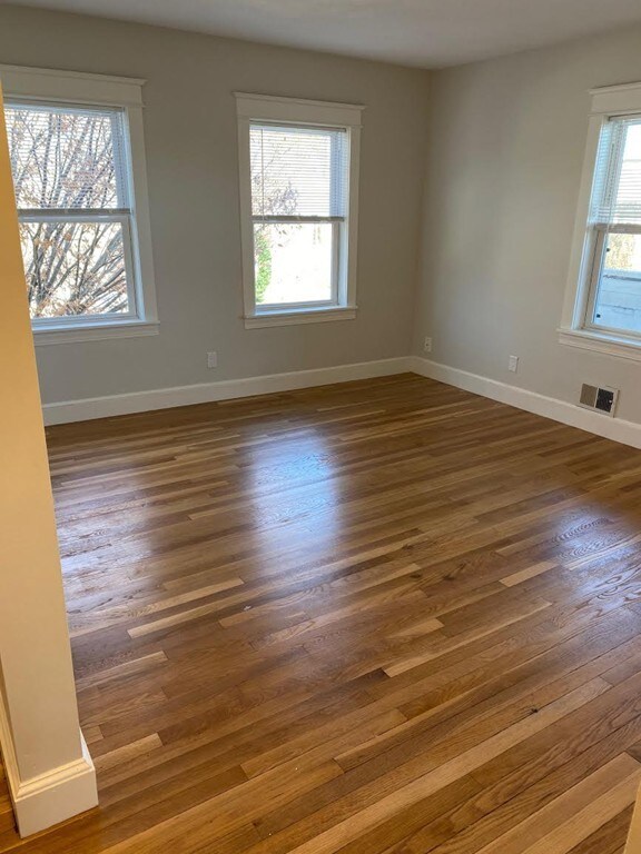 95 Temple St unit 2, Somerville, MA 02145 - photo 3