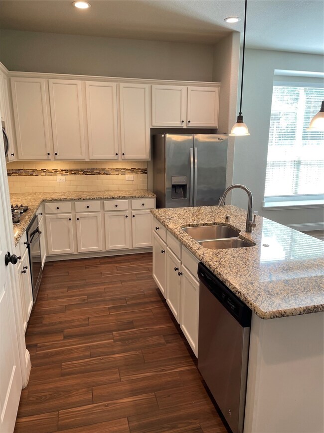 3823 Wright's Landing Dr, Spring, TX 77386 - photo 4