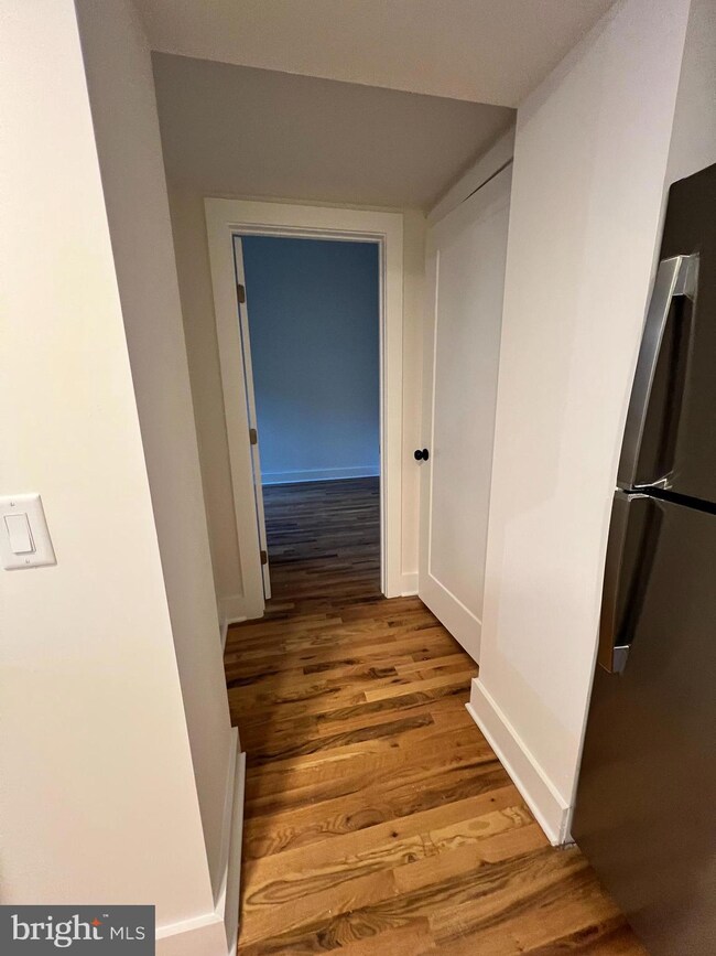 106 E Broad St unit 2, Burlington, NJ 08016 - photo 7