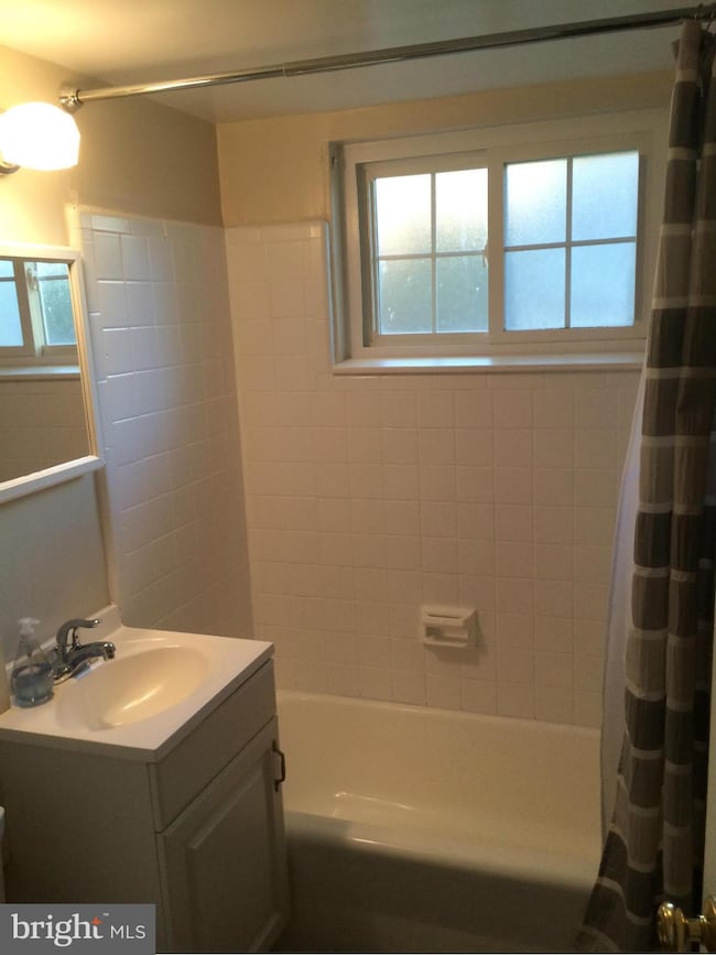 1931 N Cameron St unit 8, Arlington, VA 22207 - photo 3