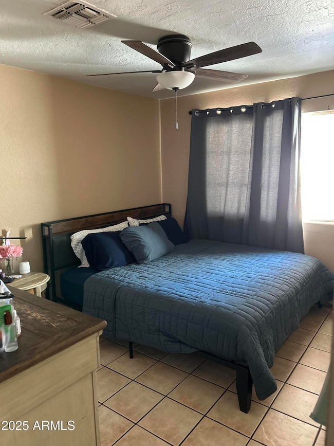 4718 E. Pierce St. bedroom #1