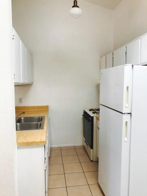 10508 Shannon Place unit D, El Paso, TX 79925 - photo 6