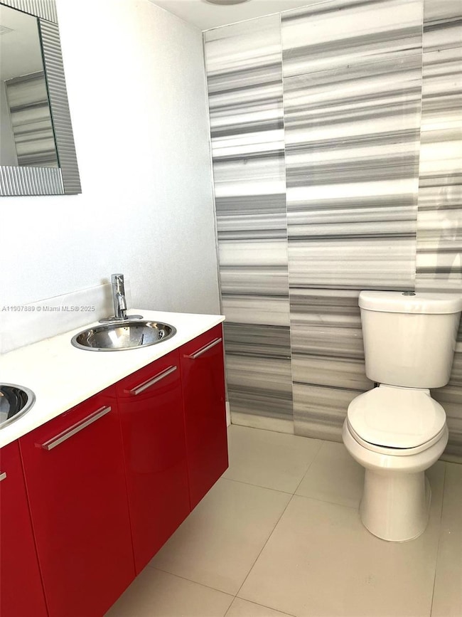 18601 NE 14th Ave unit 409, Miami, FL 33179 - photo 7