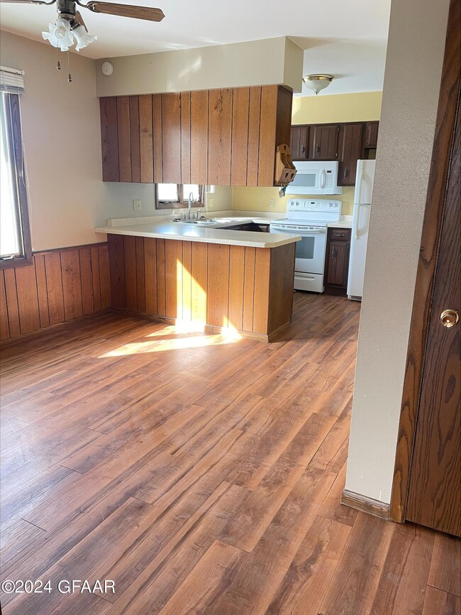 Dining Room/Kitchen