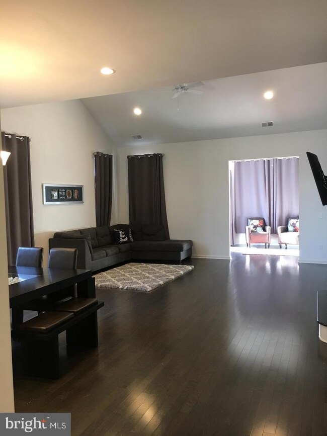 9 Seva Ct, Hightstown, NJ 08520 - photo 6