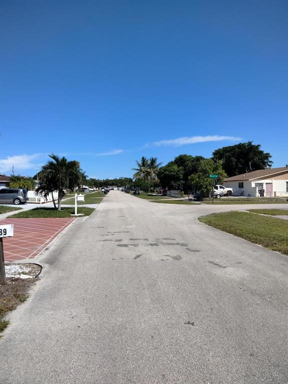 5789 Albert Rd, West Palm Beach, FL 33415 - photo 3