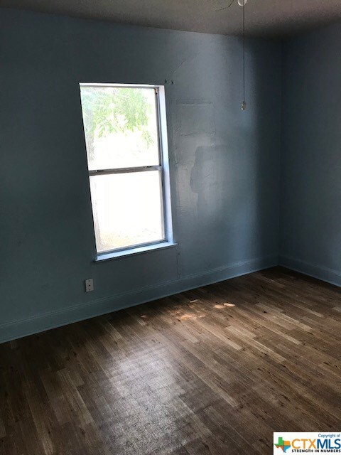 1212 W Martin Luther King Dr, San Marcos, TX 78666 - photo 5