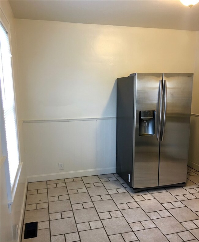 221 Vann Ave Evansville, IN 47714