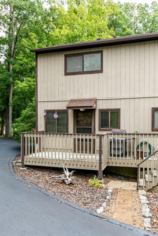 1015 Hancock Cir unit 20, Harrodsburg, KY 40330 - photo 3