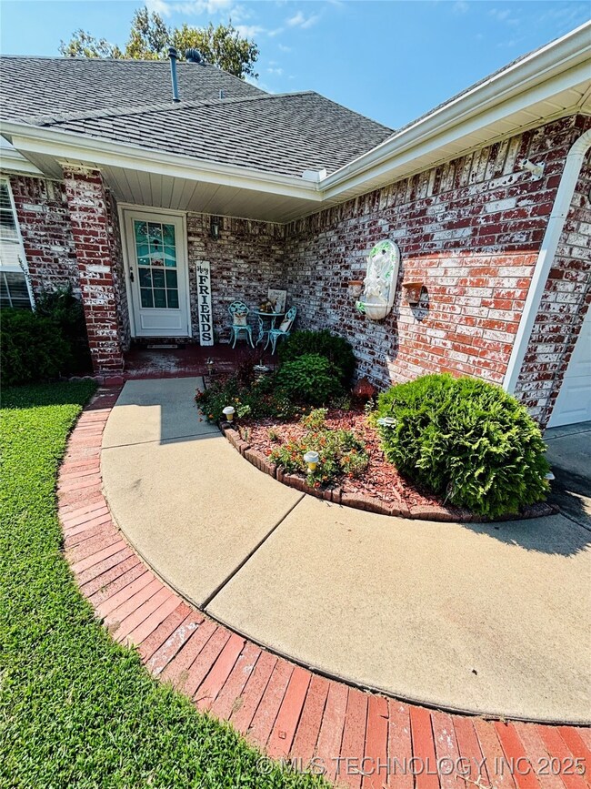 114516 Portside Dr, Eufaula, OK 74432 - photo 6