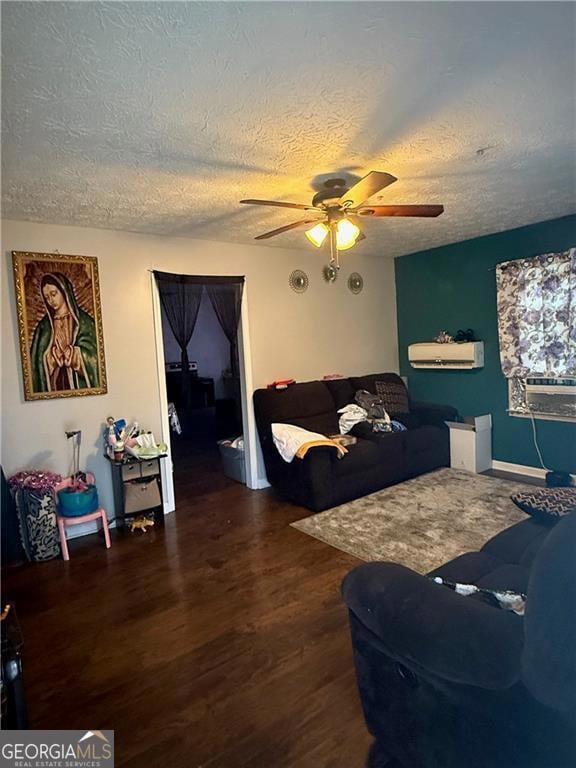 128 Victor St, Calhoun, GA 30701 - photo 3