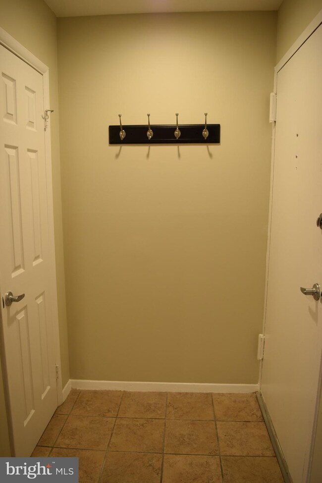 3722 Bel Pre Rd unit 9, Silver Spring, MD 20906 - photo 3