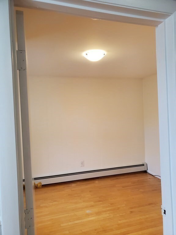 54 Webster Ave unit 2, Cambridge, MA 02141 - photo 5