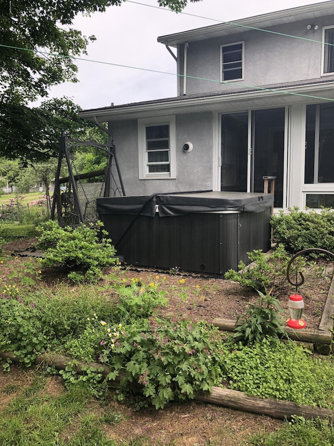 583 Cliff St, Honesdale, PA 18431 - photo 5