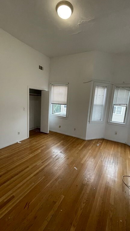 263 Dorchester St unit 4, Boston, MA 02127 - photo 2