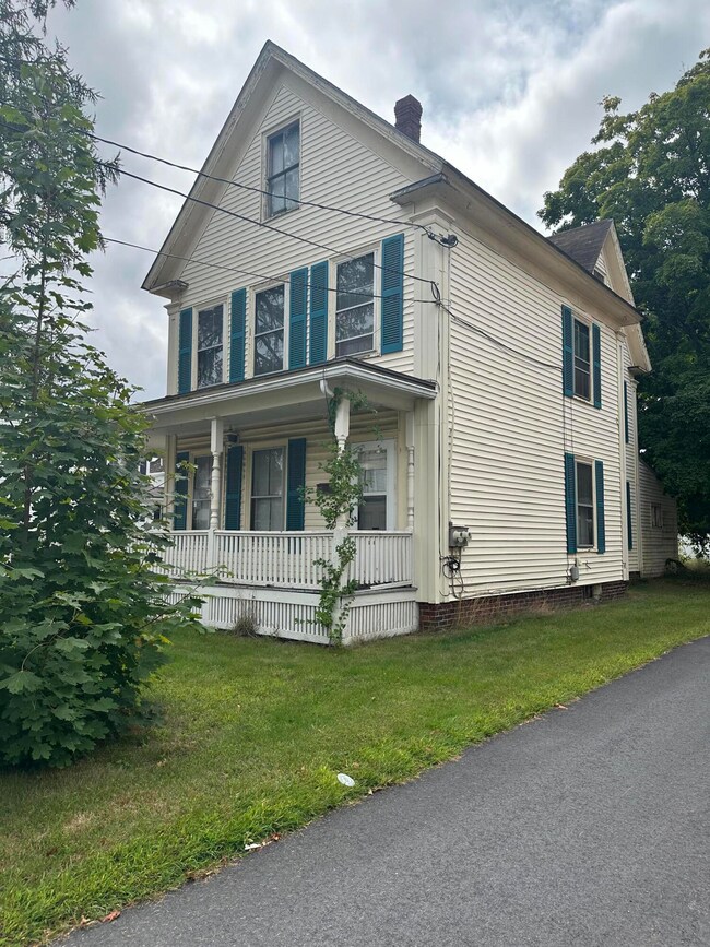 821 Main St, Sanford, ME 04073 - photo 3
