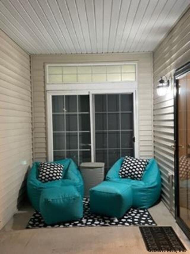 309 N Ridge Estate, Troy, NY 12182 - photo 3