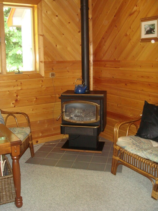 Warm and Cozy Family Room