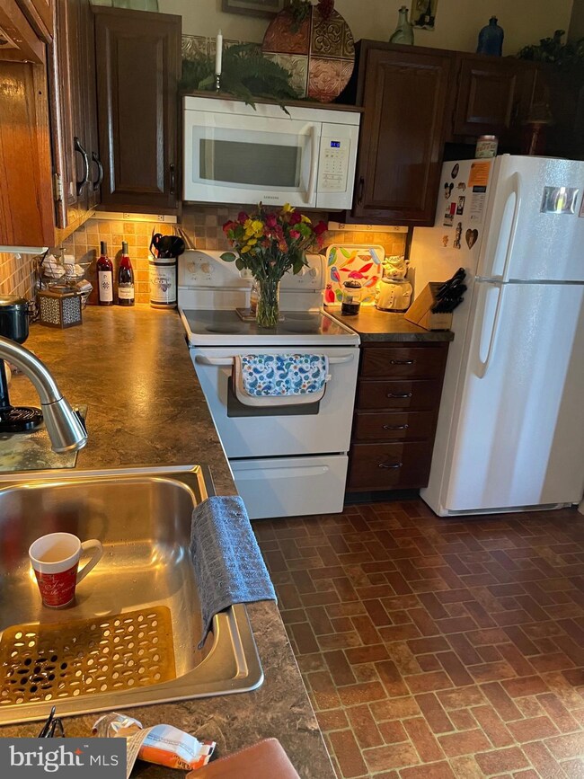 5 W Broad St, Reading, PA 19607 - photo 7