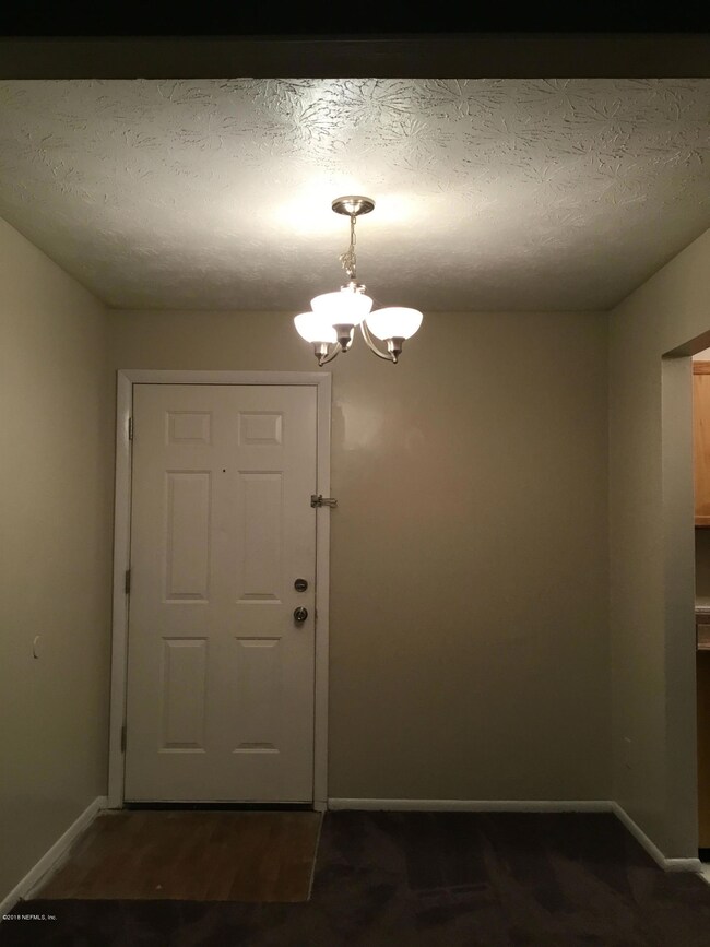 2125 Hyde Park Rd unit 19, Jacksonville, FL 32210 - photo 3