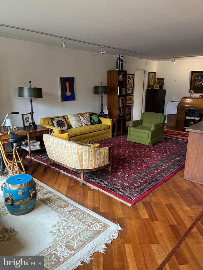 Green Hill Condominiums unit E-120, Wynnewood, PA 19096 - photo 5