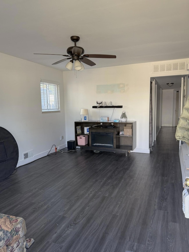 1704 E Meyers Ave, Hazel Park, MI 48030 - photo 3