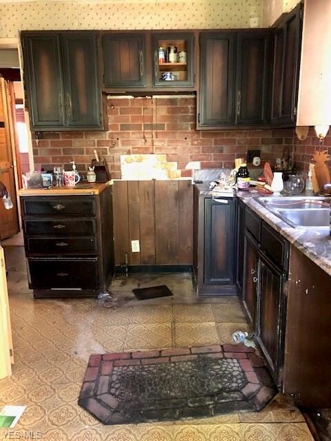 3414 Beechwood Ave, Cleveland, OH 44118 - photo 6