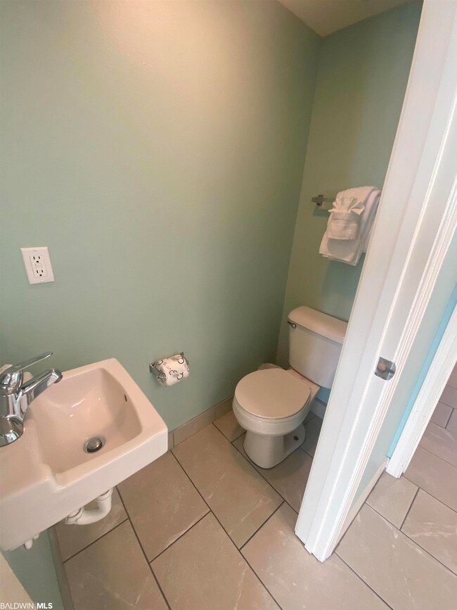 201 E Beach Blvd unit 905, Gulf Shores, AL 36542 - photo 6