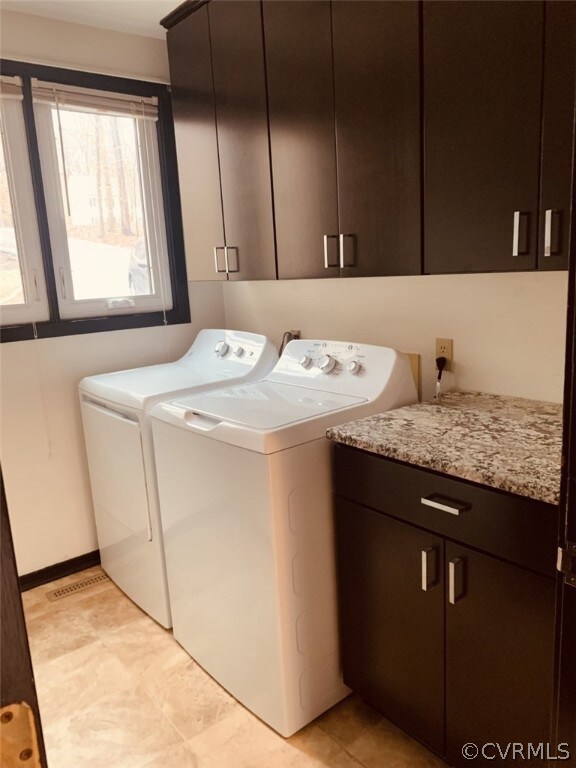 Washer and Dryer Convey!