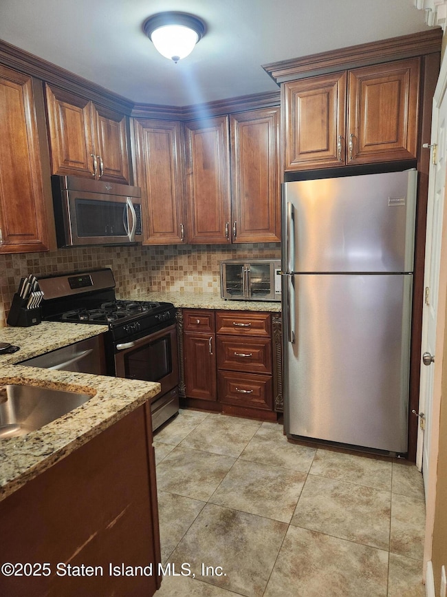 64 Macon Ave unit A, Staten Island, NY 10312 - photo 3