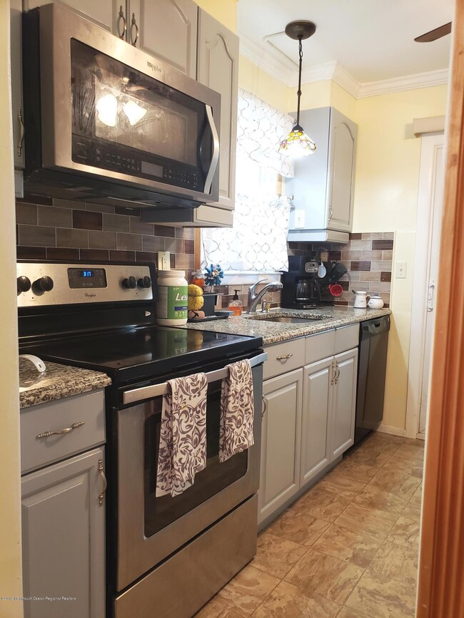 49 Norwalk Ave, Whiting, NJ 08759 - photo 6