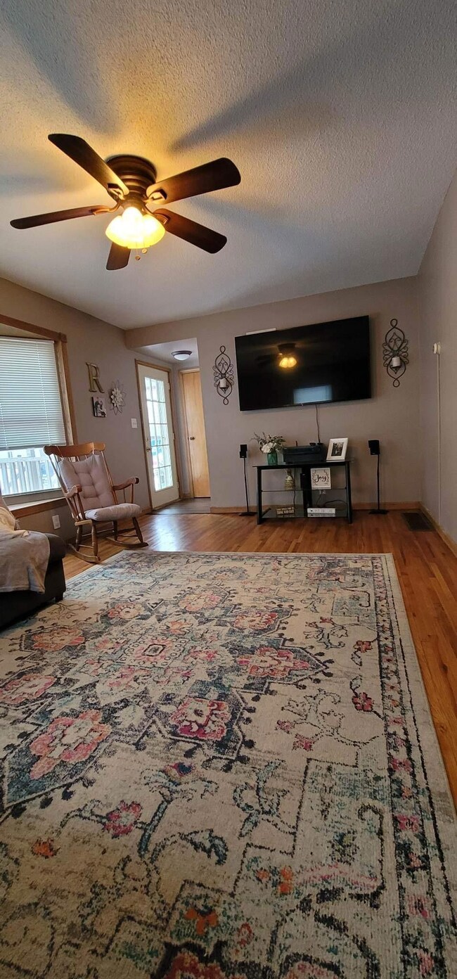 1800 3rd Ave SW, Austin, MN 55912 - photo 4