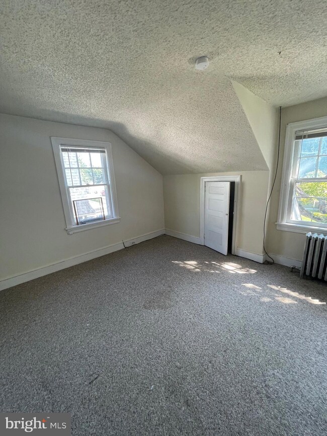 120 Elm Ave, Ardmore, PA 19003 - photo 6