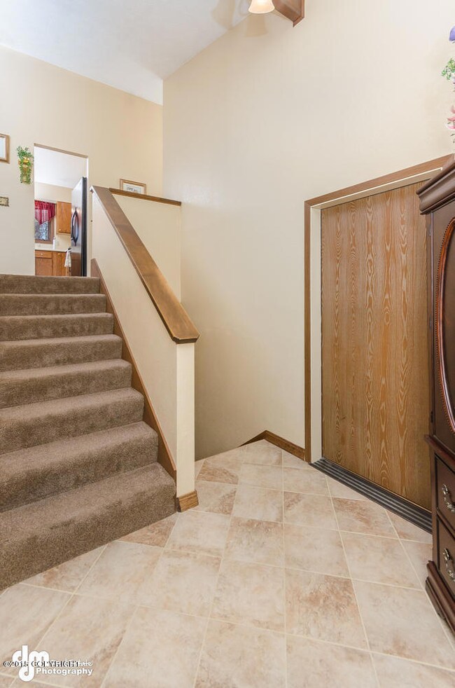 2000 N Cranberry Court Wasilla-large-003