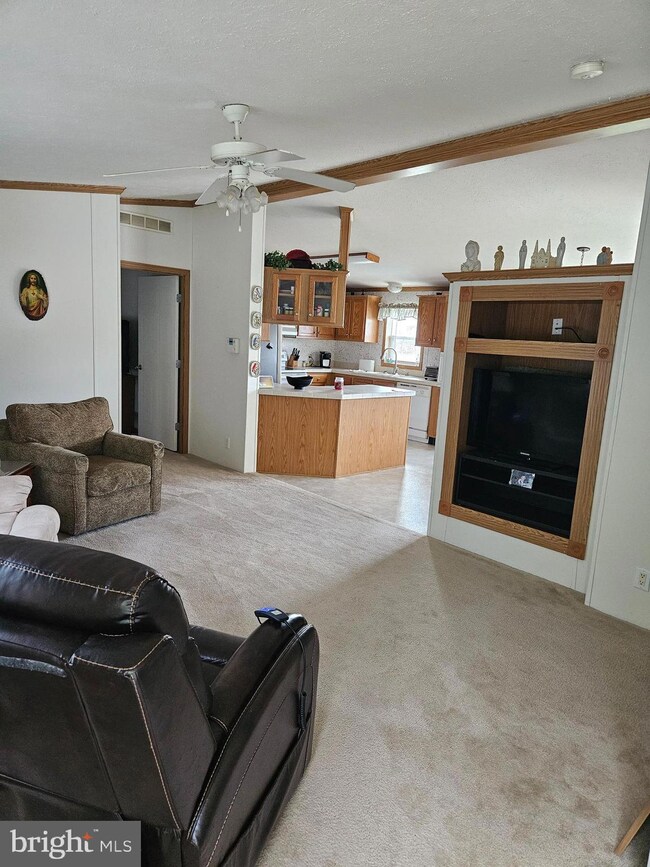 102 Buckskin Ct, Honey Brook, PA 19344 - photo 5