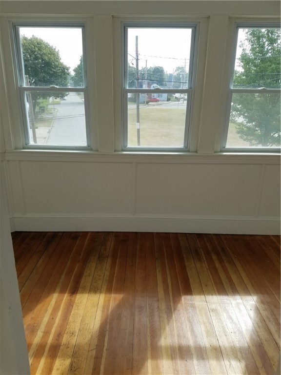 44 Warwick Rd unit 2, Pawtucket, RI 02861 - photo 6