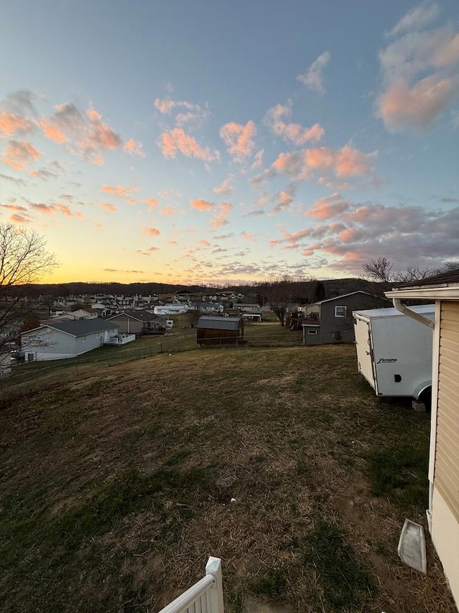 411 Lakeland Park, Bluefield, WV 24701 - photo 7